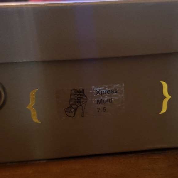 Privileged heels 7.5 - Picture 6 of 6